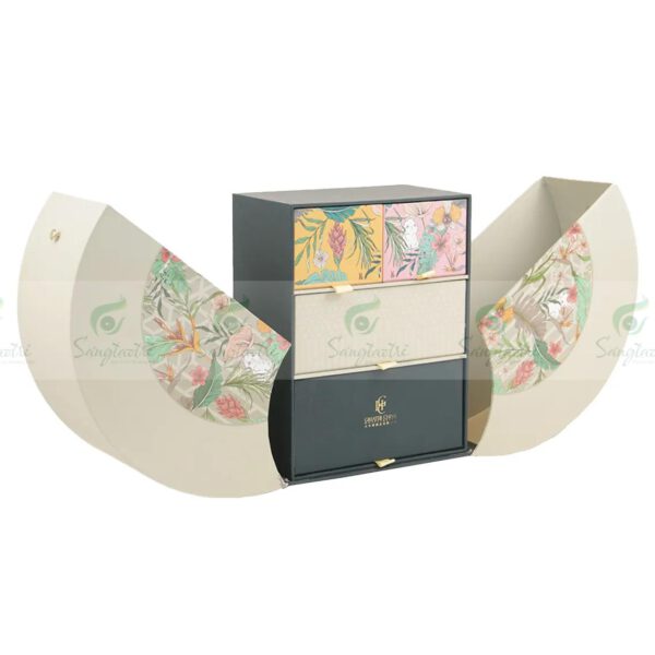 HỘP BÁNH TRUNG THU CAO CẤP 05