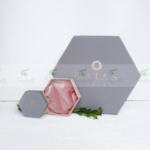 HỘP GIẤY ĐỰNG TRANG SỨC